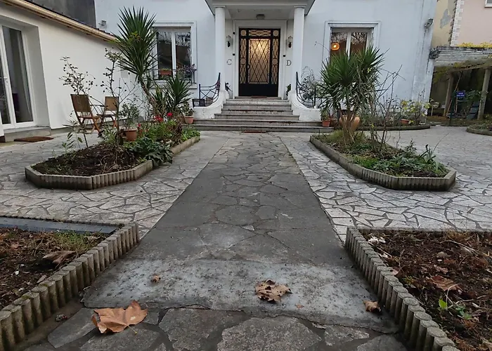 Haven Douce * 샹피니 쉬르 마른